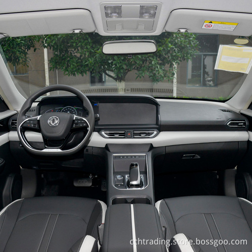 Dongfeng E70 Made in China New Energy تستخدم السيارات الكهربائية 2023